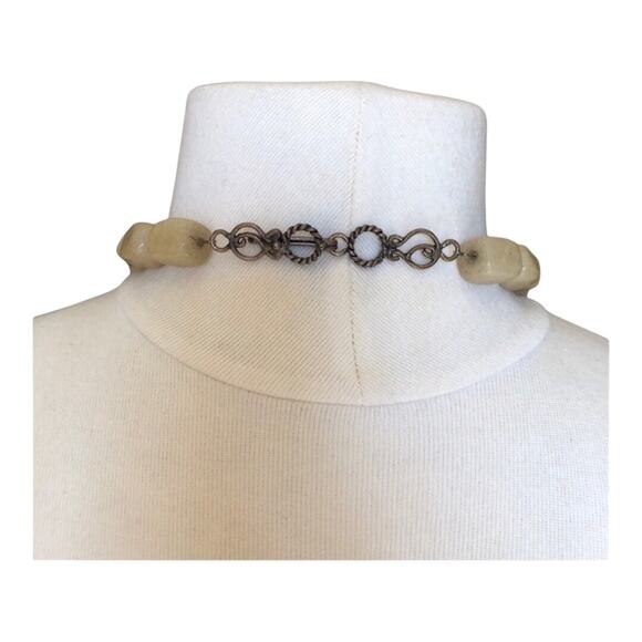 Handmade Slightly Irregular Beaded Carved Rose Pendant Chic Necklace Taupe Ivory - Picture 8 of 9